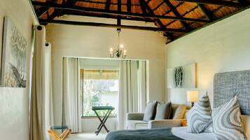 Classic Room, 1 King Bed with Sofa bed, Non Smoking, Garden View | Premium bedding, down duvets, individually decorated