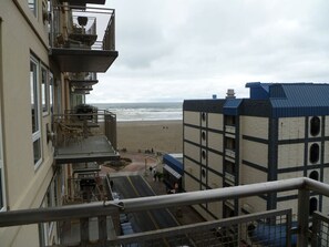 Property grounds - WorldMark 5-Star Resort Ocean Front ,Seaside, Oregon (Seaside)
