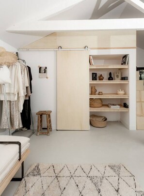 Interior - PYLA: Nice creative studio 200 m from the beach (La Teste-de-Buch)