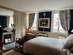 1 bedroom, iron/ironing board, bed sheets