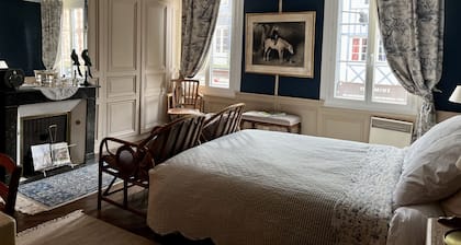 Joli petit studio en centre ville Ă Cormeilles en pays dâauge