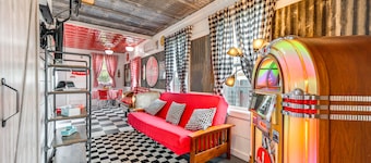 Fifties Diner-Style Llano Home w/ Shared Fire Pit