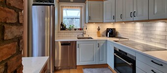 Nice home in Alingsås with lake view