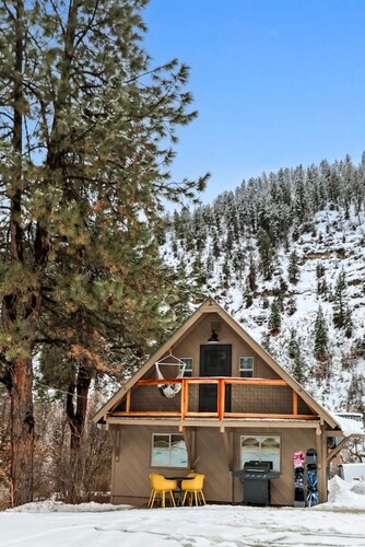 Boho Retreat with Mountain Views Unit 1 Durango CO