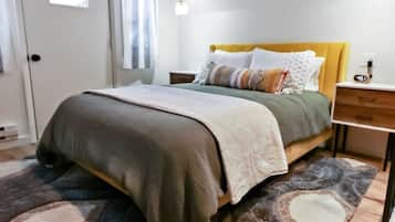 1 chambre, bureau, fer et planche Ă repasser, lit parapluie