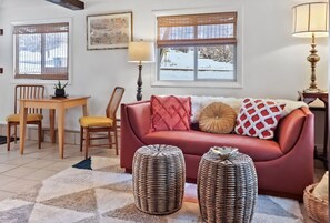 Televisión, chimenea