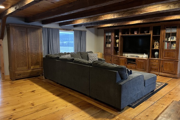 Smart-tv en een open haard