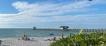 Luxury 2-Bed Condo Steps to Naples Beach & Downtown!