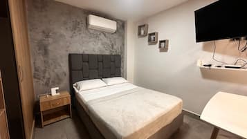 2 bedrooms, bed sheets