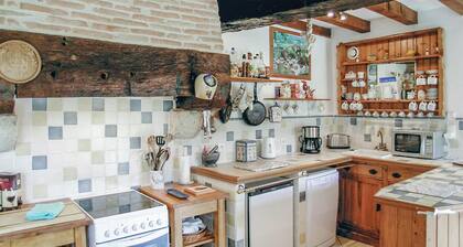 4 bedroom gorgeous home in Montpeyroux