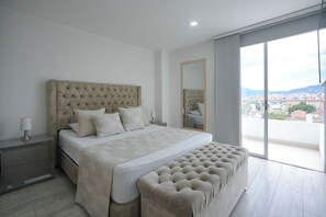 4 bedrooms, in-room safe, iron/ironing board, free WiFi - Apartamento hermoso y central en Medellín laureles estadio cerca a la 70  (Medellín)