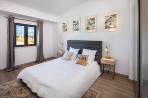 2 chambres, fer et planche Ă repasser, lit parapluie, Wi-Fi gratuit