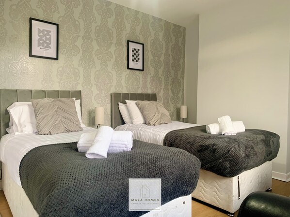 3 bedrooms, iron/ironing board, free WiFi, bed sheets