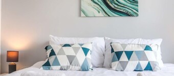 2BDR/3Beds/BigMonthlyDiscounts!