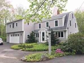 Exterior - Spacious & Updated Cape Porpoise Home (Kennebunkport)