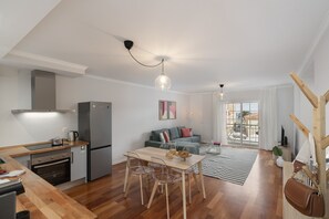 Interior - In the centre, with balcony - Santa Cruz I (Santa Cruz)