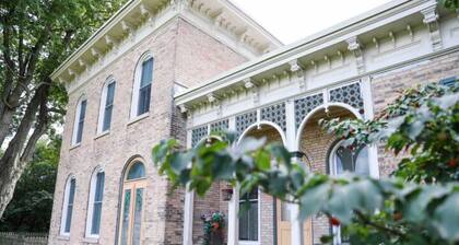 Restored historic home near ND and Amish Country