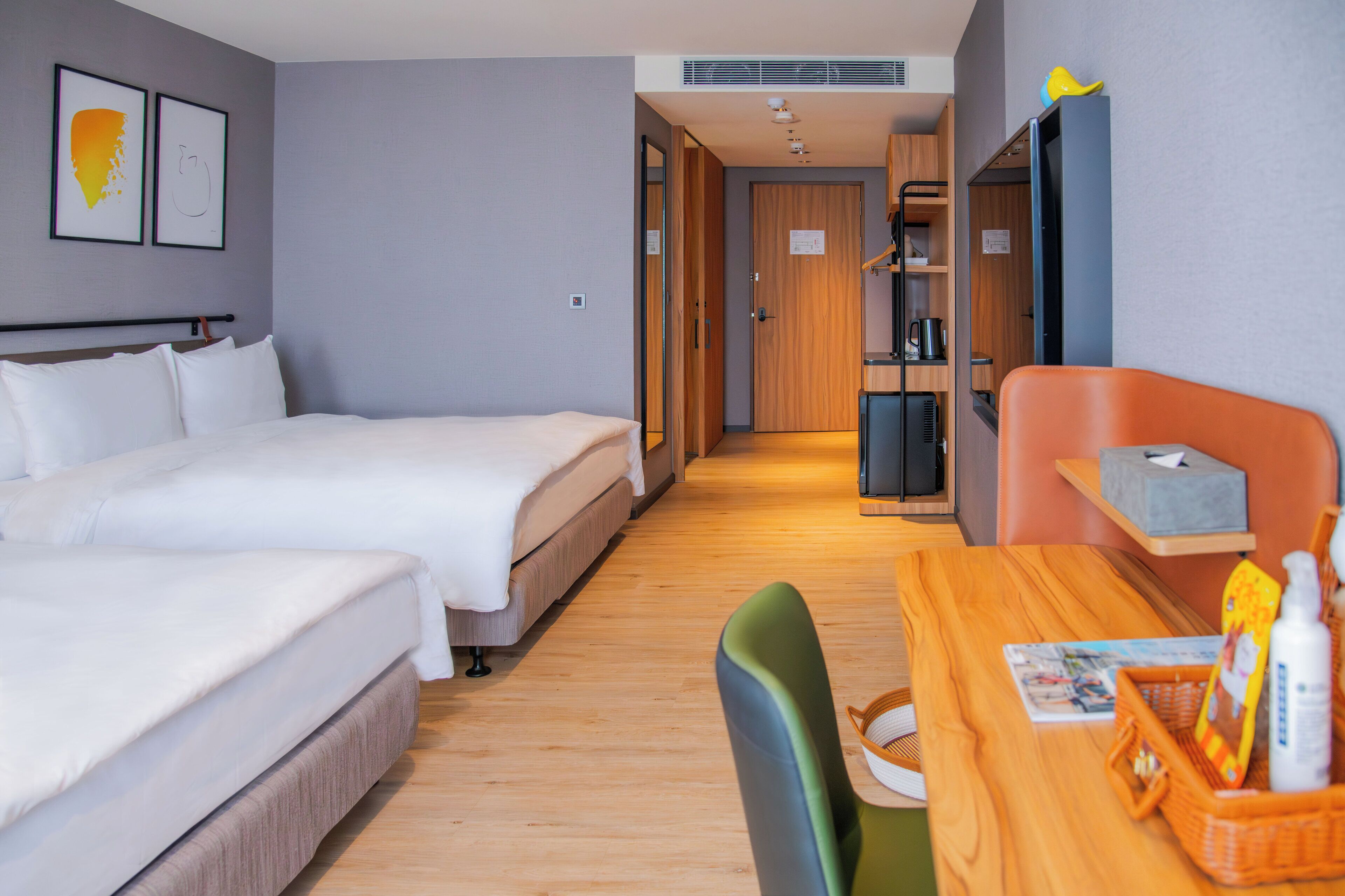 Standard Room, Multiple Beds (Pet Friendly) | Hypo-allergenic bedding, minibar, in-room safe, desk