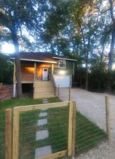 Cabin on Spring Creek