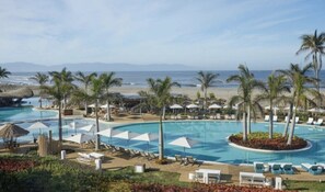 Pool - Beautiful two-bedroom suite at Mayan Place in Vidanta. (Nuevo Vallarta)