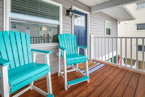 Property grounds - Highly Sought-out Area & on Beach (Ocean City)
