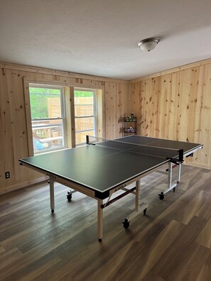 Spielezimmer