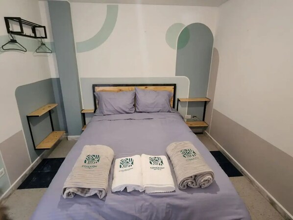 2 bedrooms, WiFi, bed sheets
