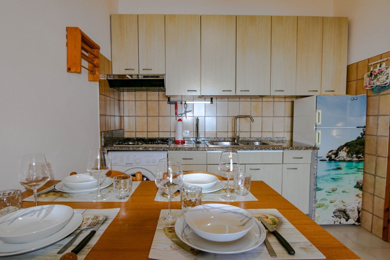 冰箱、微波炉、炉灶、茶具/咖啡用具