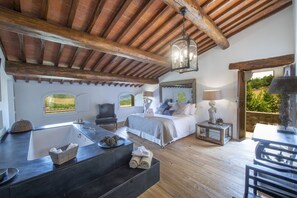 7 bedrooms, in-room safe, desk, iron/ironing board - MyExclusiveItaly - Villa Chianti with panoramic pool on the vineyard (Greve in Chianti)
