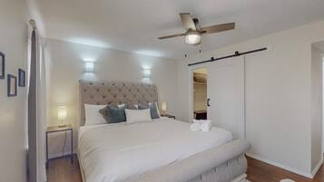 2 quartos, escrivaninha, ferros/tábuas de passar roupa, Wi-Fi