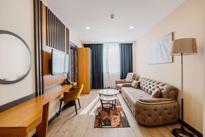 1 bedroom, minibar, in-room safe, soundproofing - Best Western Plus Batumi (Batumi)