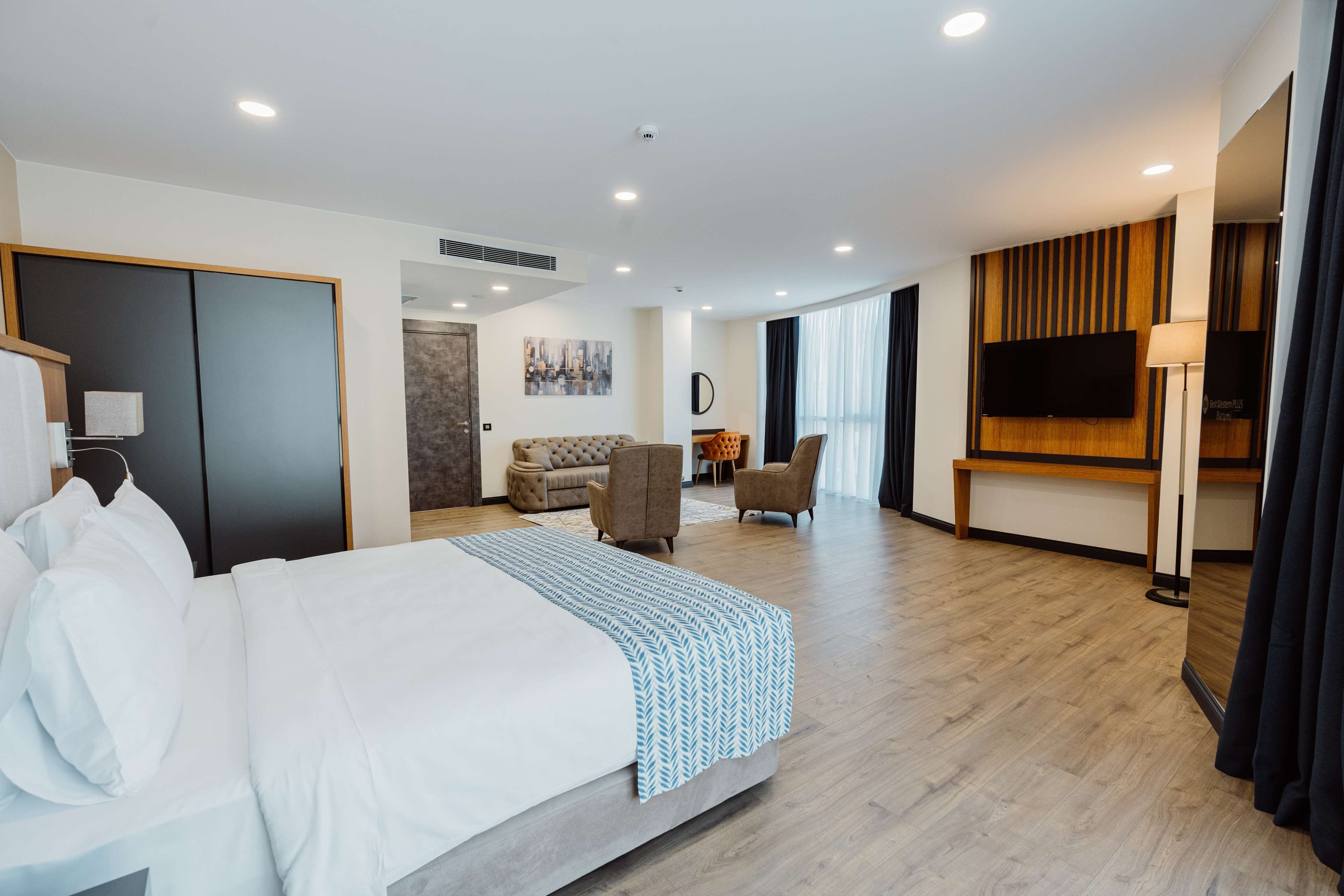 1 bedroom, minibar, in-room safe, soundproofing