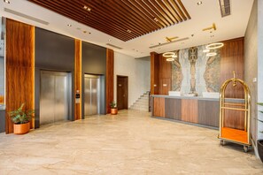 Reception - Best Western Plus Batumi (Batumi)