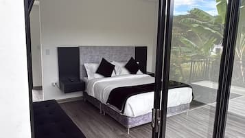 Luxury Cabin, 1 Bedroom | 1 bedroom, premium bedding, down duvets, free WiFi