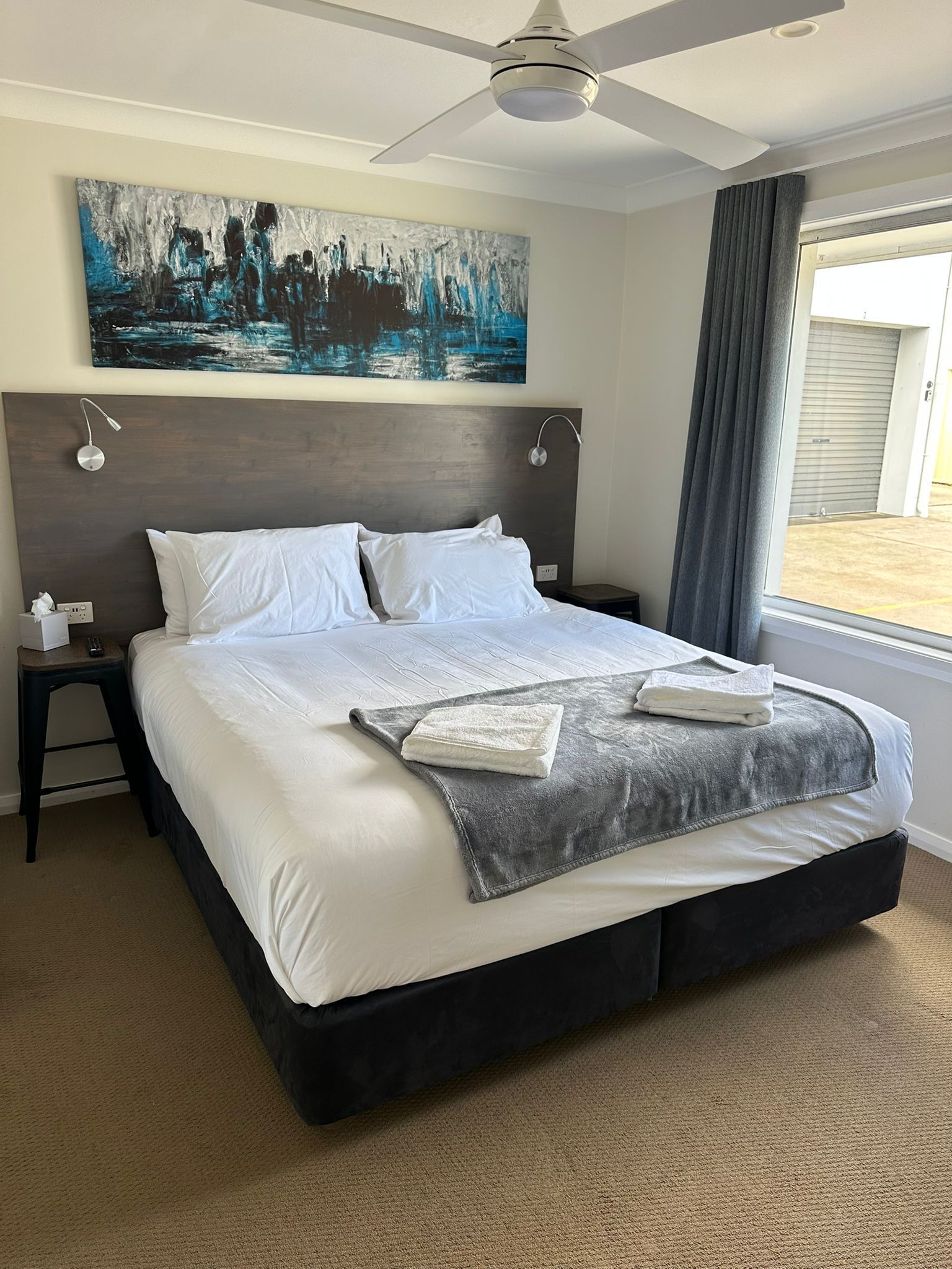 Prickly Pear Stays Jesmond 1-bedroom | Individually furnished, desk, laptop workspace, iron/ironing board