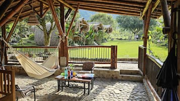 Superior Bungalow | Living area