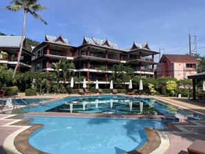 Pool - Peaceful retreat at Kalim Bay - pool, bar, garden (Patong)