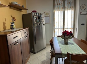 Dining - Cozy and spacious house in a residential neighborhood a few meters from the metro (Napoli)