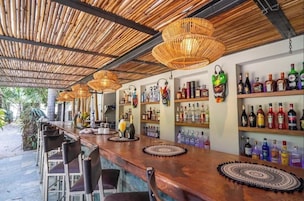 Bar (en la propiedad)