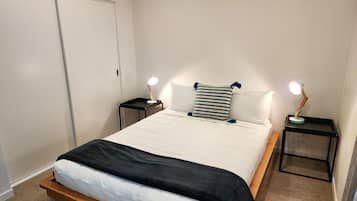 Departamento urbano | Tabla de planchar con plancha y wifi gratis