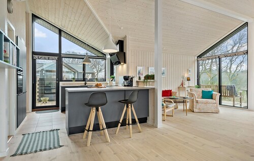 Nice home in Ejstrupholm with kitchen