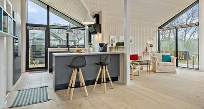 Nice home in Ejstrupholm with kitchen