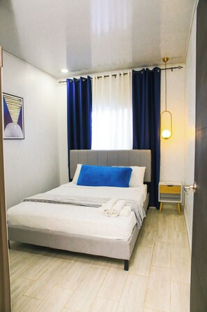 2 slaapkamers, een strijkplank/strijkijzer, gratis wifi, beddengoed