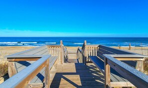 Beach nearby - Edgewater - Oceanfront with panoramic views! 4 bedroom, 3 baths, dog friendly and spa bath! (Southern Shores)