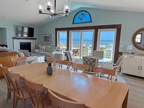 Dining - Edgewater - Oceanfront with panoramic views! 4 bedroom, 3 baths, dog friendly and spa bath! (Southern Shores)