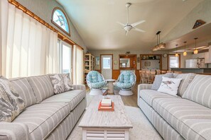 Tv, pejs, dvd-afspiller