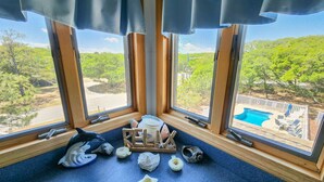 Interior - Prime Time - Oceanside, 4 Bed, 2.2 Bath with pool and hot tub and dog friendly (Southern Shores)