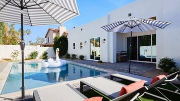 Una piscina climatizada