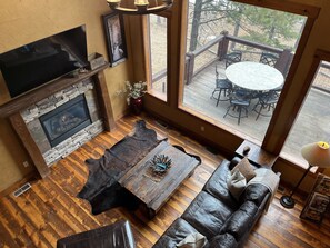 Smart TV, chimenea