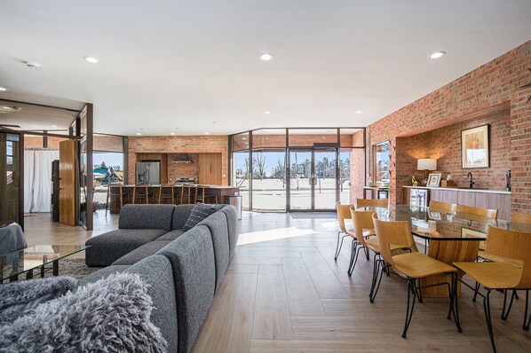 تلفزيون ذكي